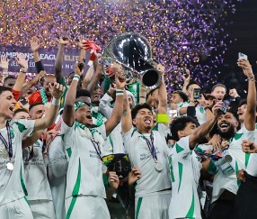 开云体育-接近6万人！58984名球迷入场观看亚冠决赛