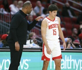 开云官网-拒绝交易新控卫！火箭队目标浮出水面，只为练兵？争冠要等明年